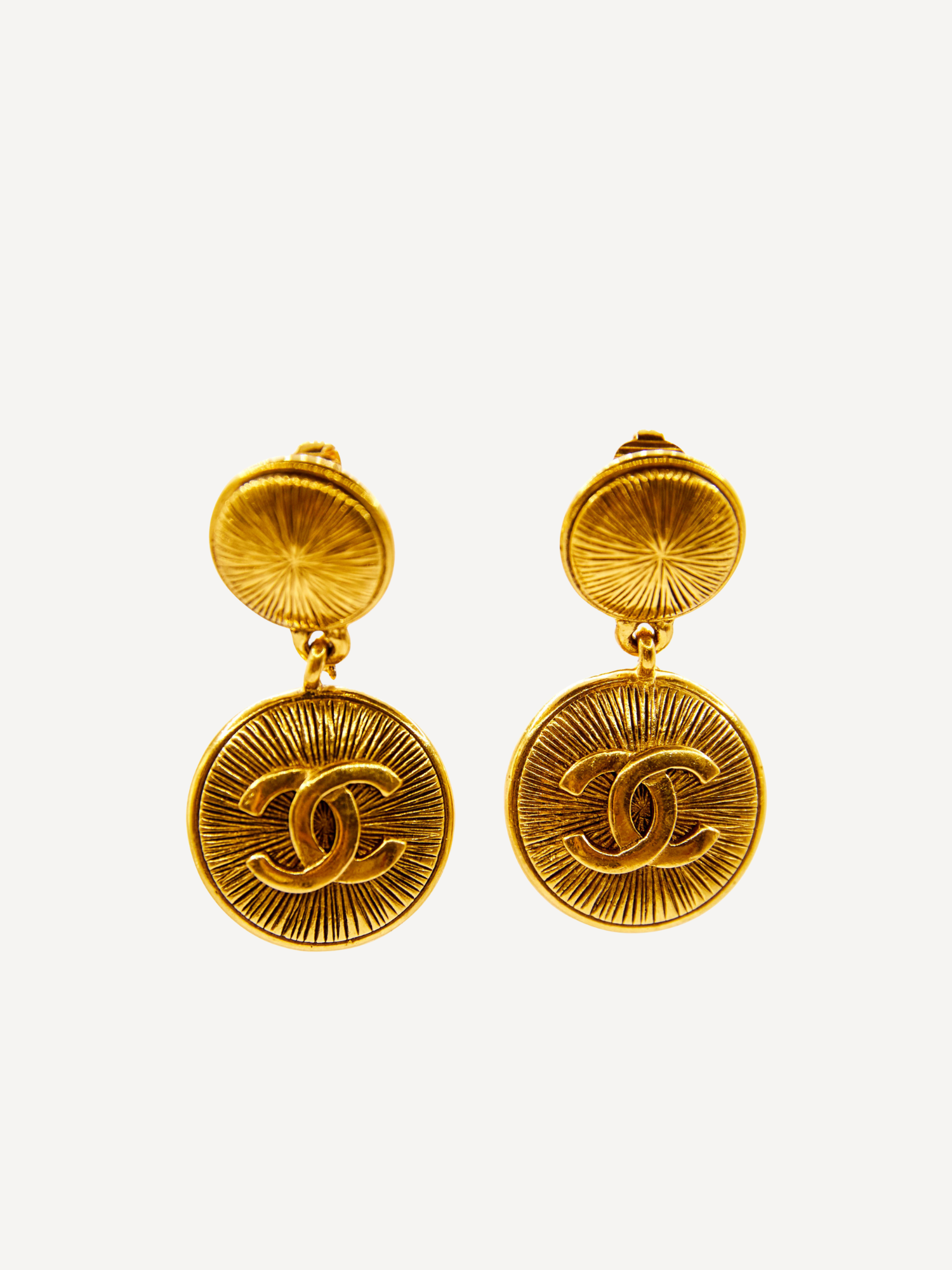 Chanel CC Disk Earrings Gold