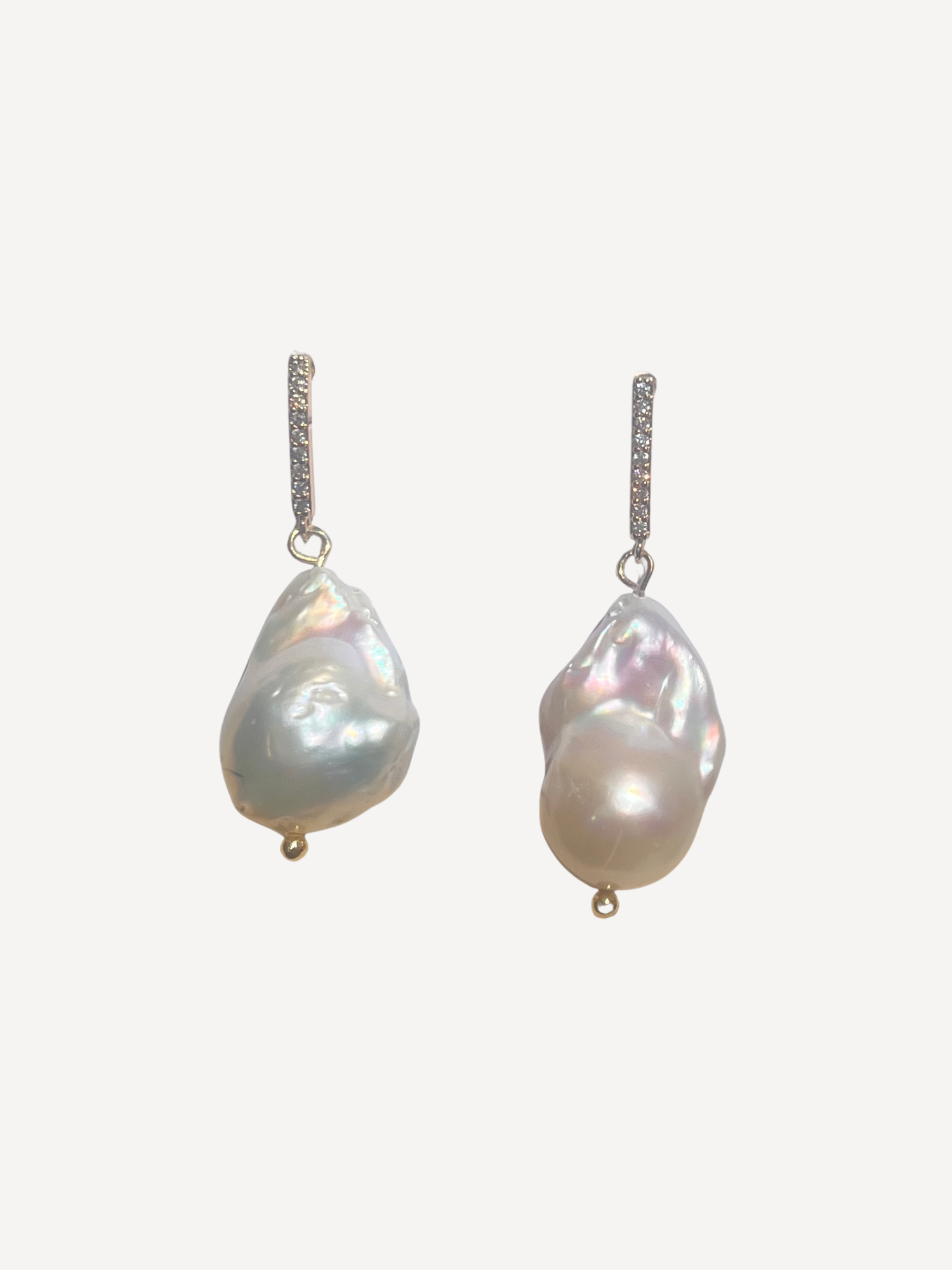 Addie Oyster Earrings