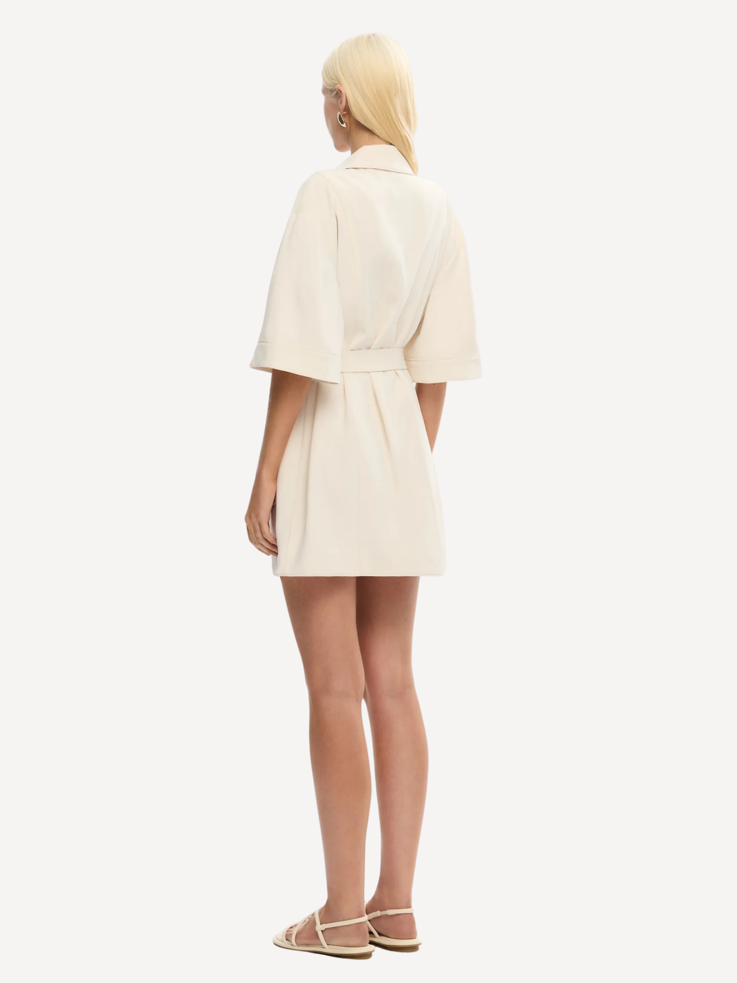 bowie mini dress Last minute touch ups in the Bowie Mini Dress. Discover the look online and in-store now